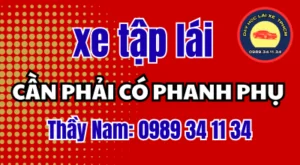 Xe tập lái có phanh phụ giúp giáo viên can thiệp khi cần. Xem cách hoạt động và những điểm học viên nên biết. Thầy Nam